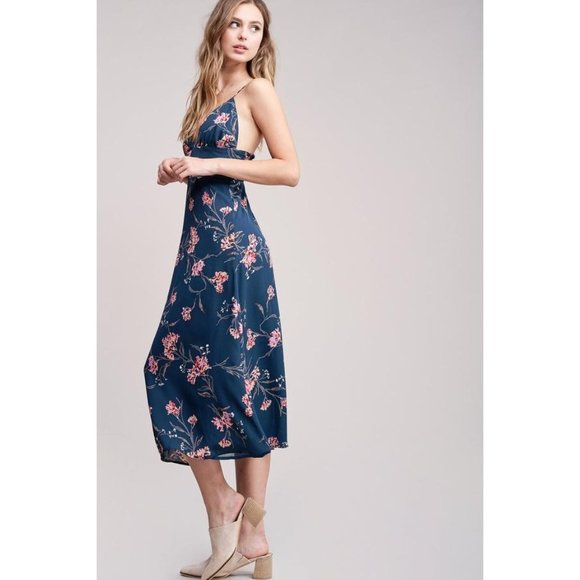 No Rest for Briget Arrays Slip Dress M Blue Floral Midi Lined NWT Discontinued - Picture 8 of 16